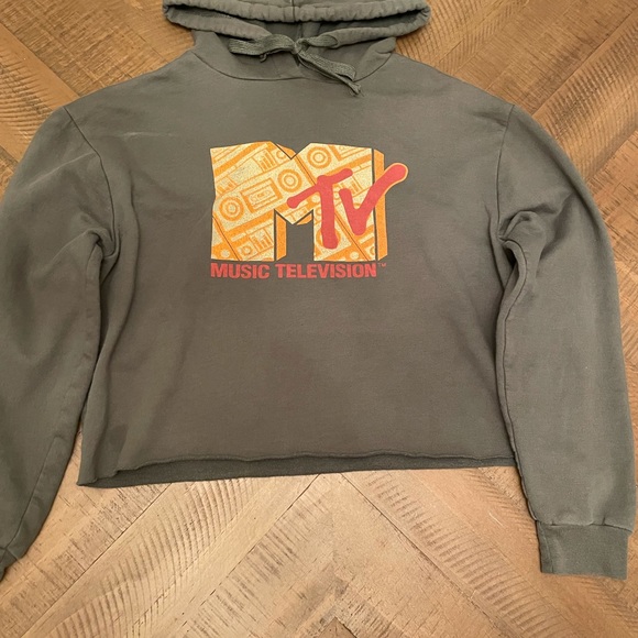 Target Green MTV Logo Crop Hoodie - Picture 4 of 5